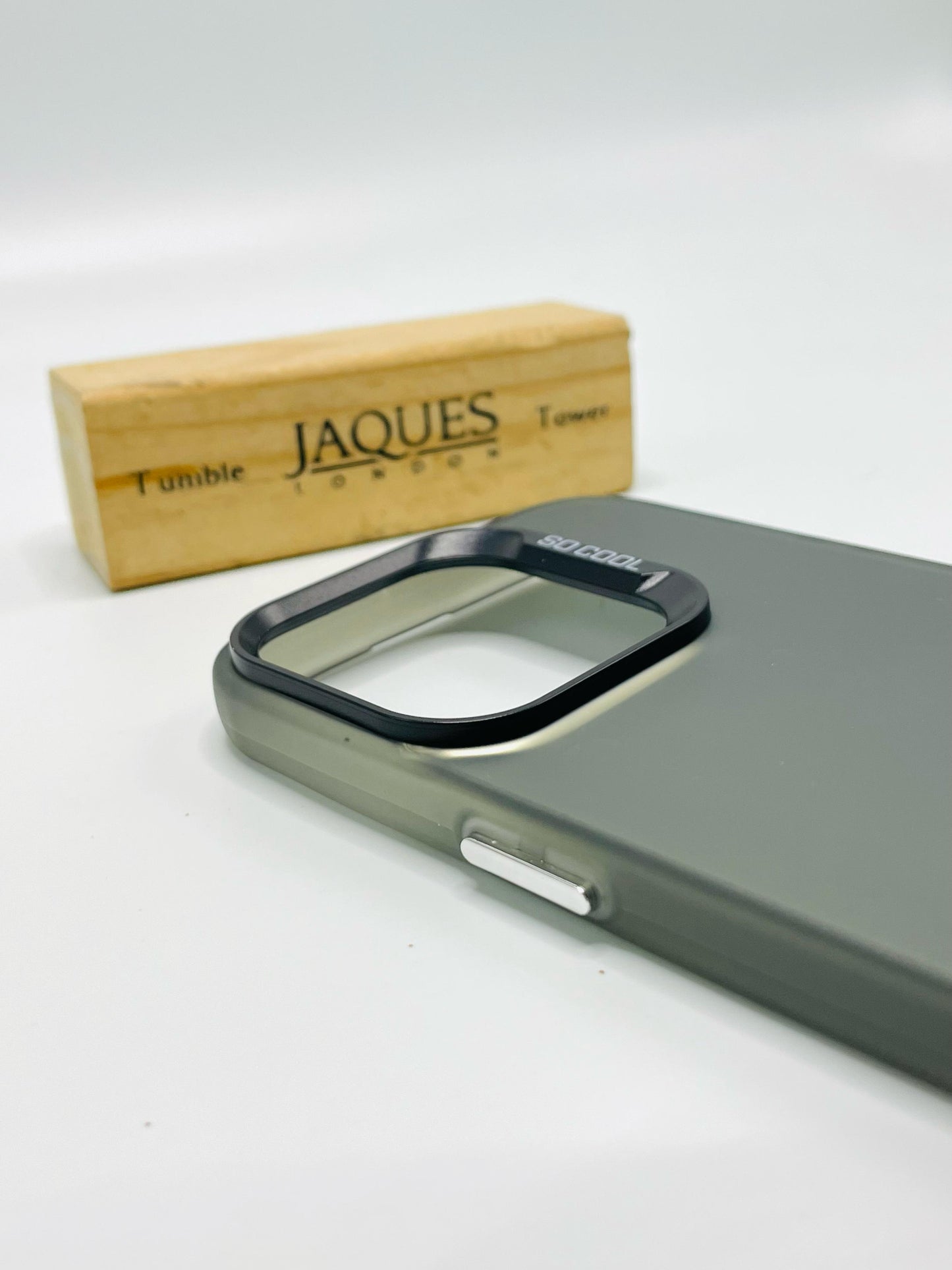 Iphone 15 pro Matte Shine Case