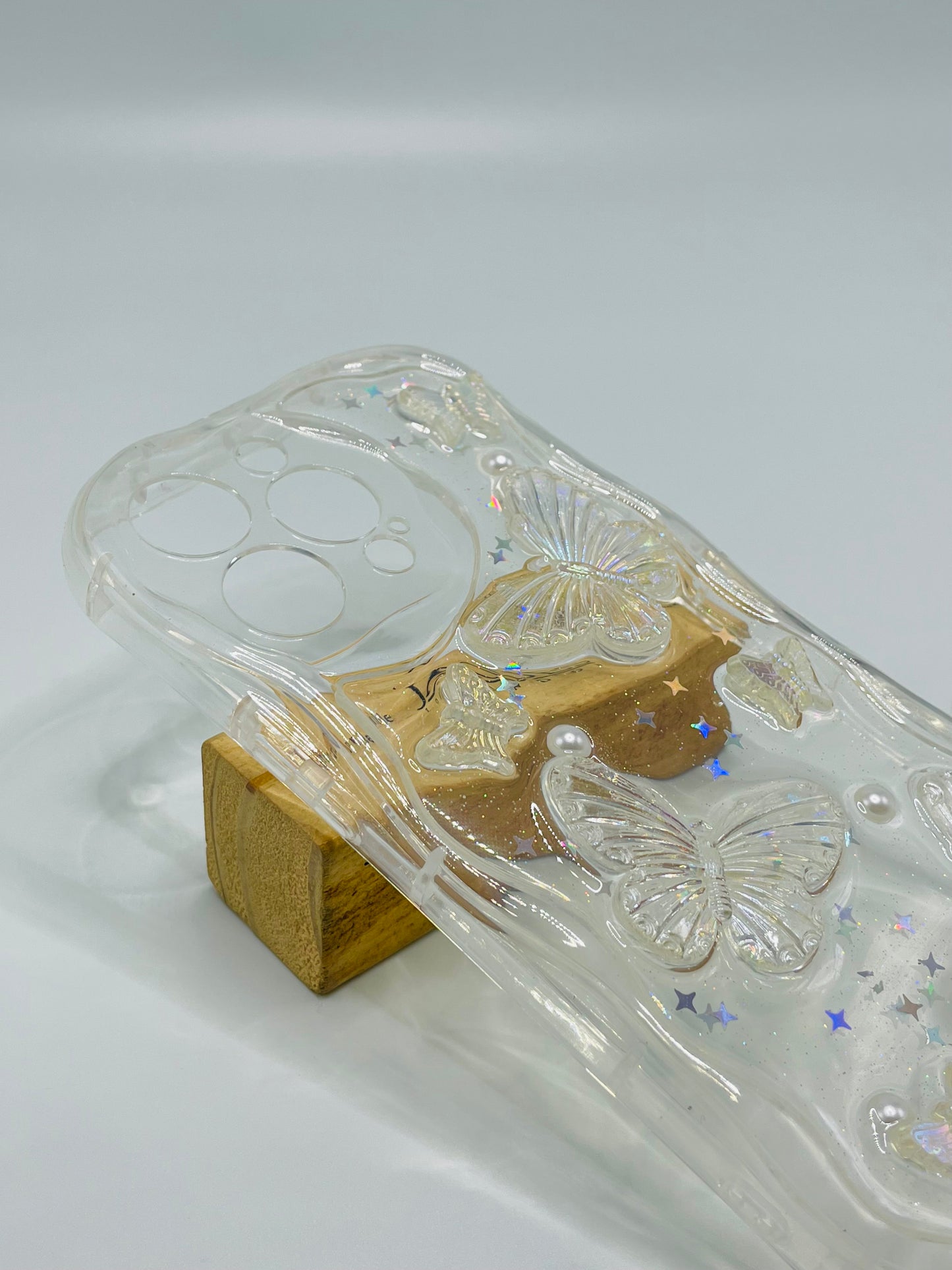 iPhone 15 pro INS 3D Glitter Butterfly Transparent Case