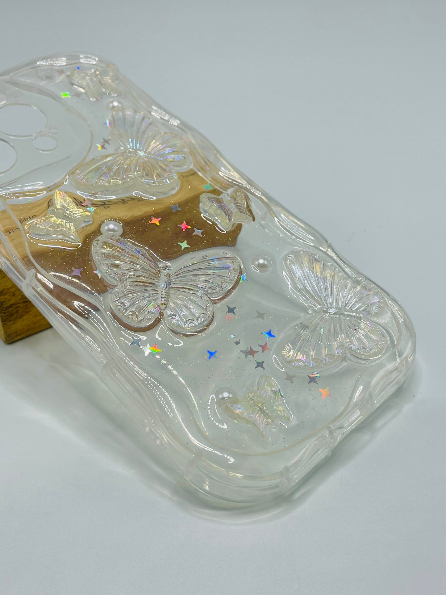 iPhone 15 pro INS 3D Glitter Butterfly Transparent Case