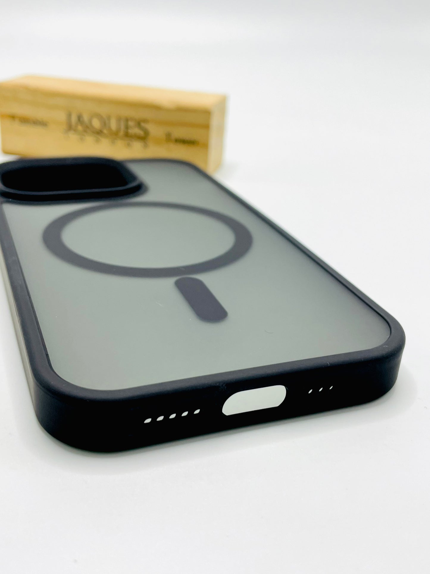 iPhone 14 pro Matte Magsafe Case