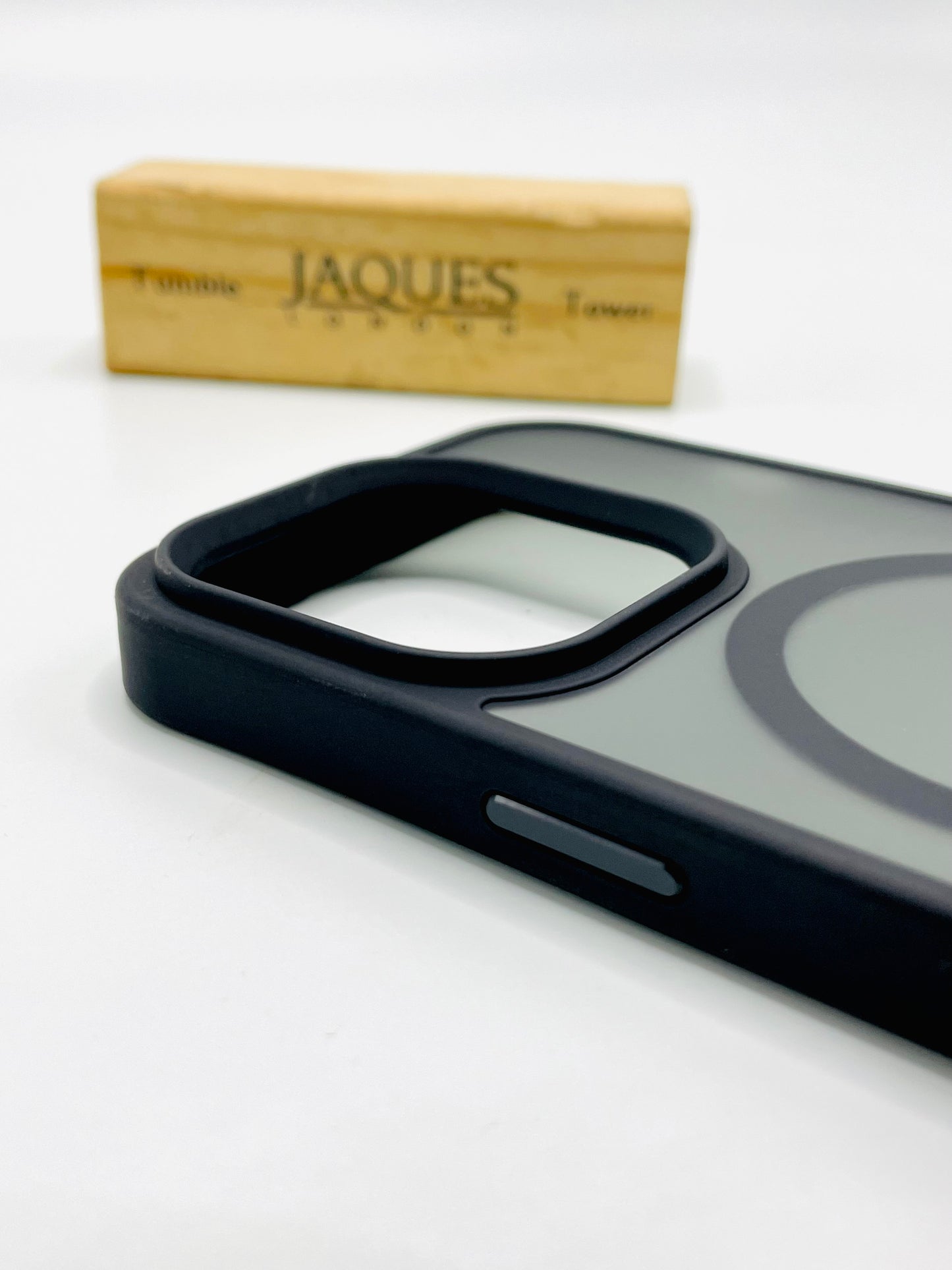 iPhone 14 pro Matte Magsafe Case