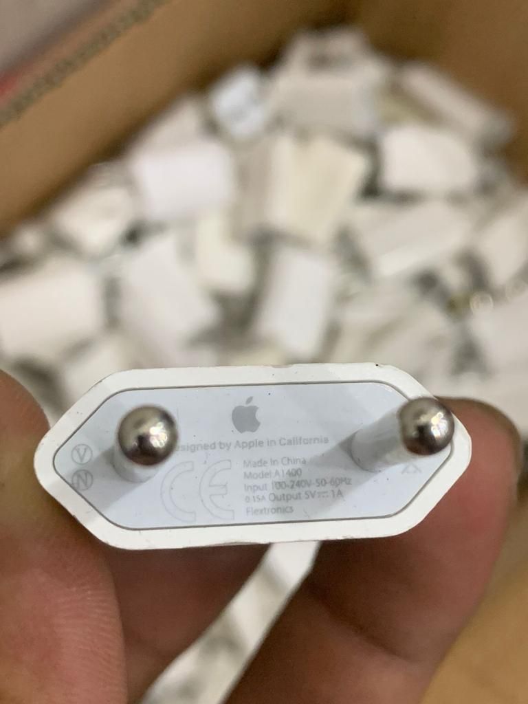 iPhone 5W Adapter Preloved