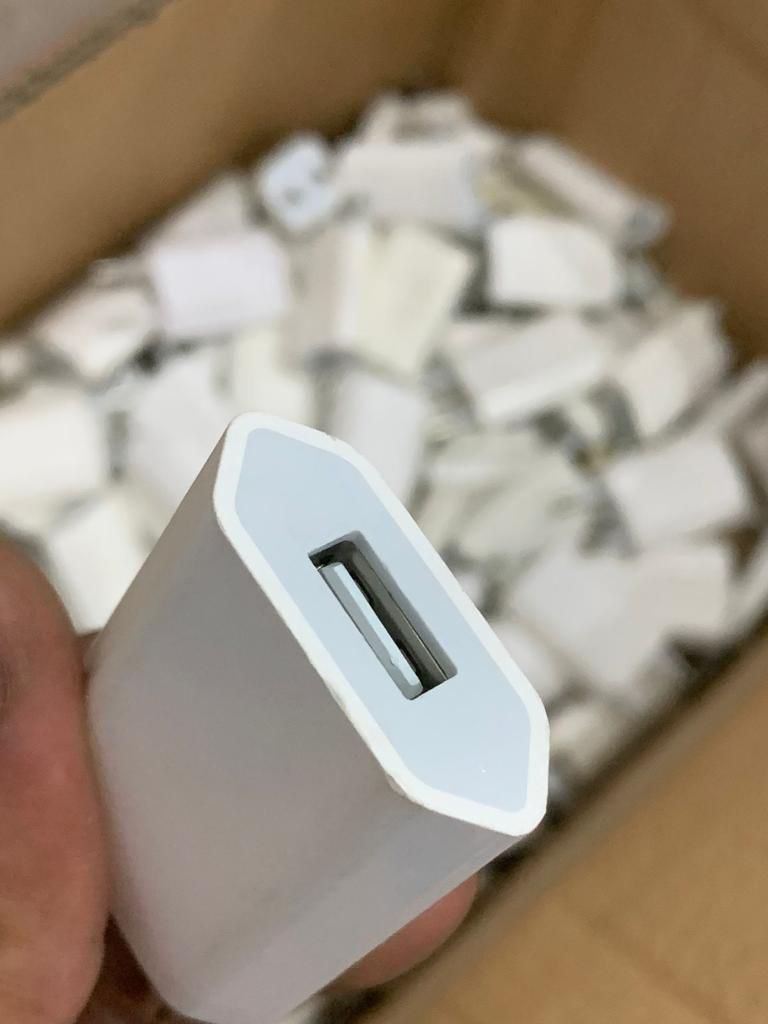 iPhone 5W Adapter Preloved