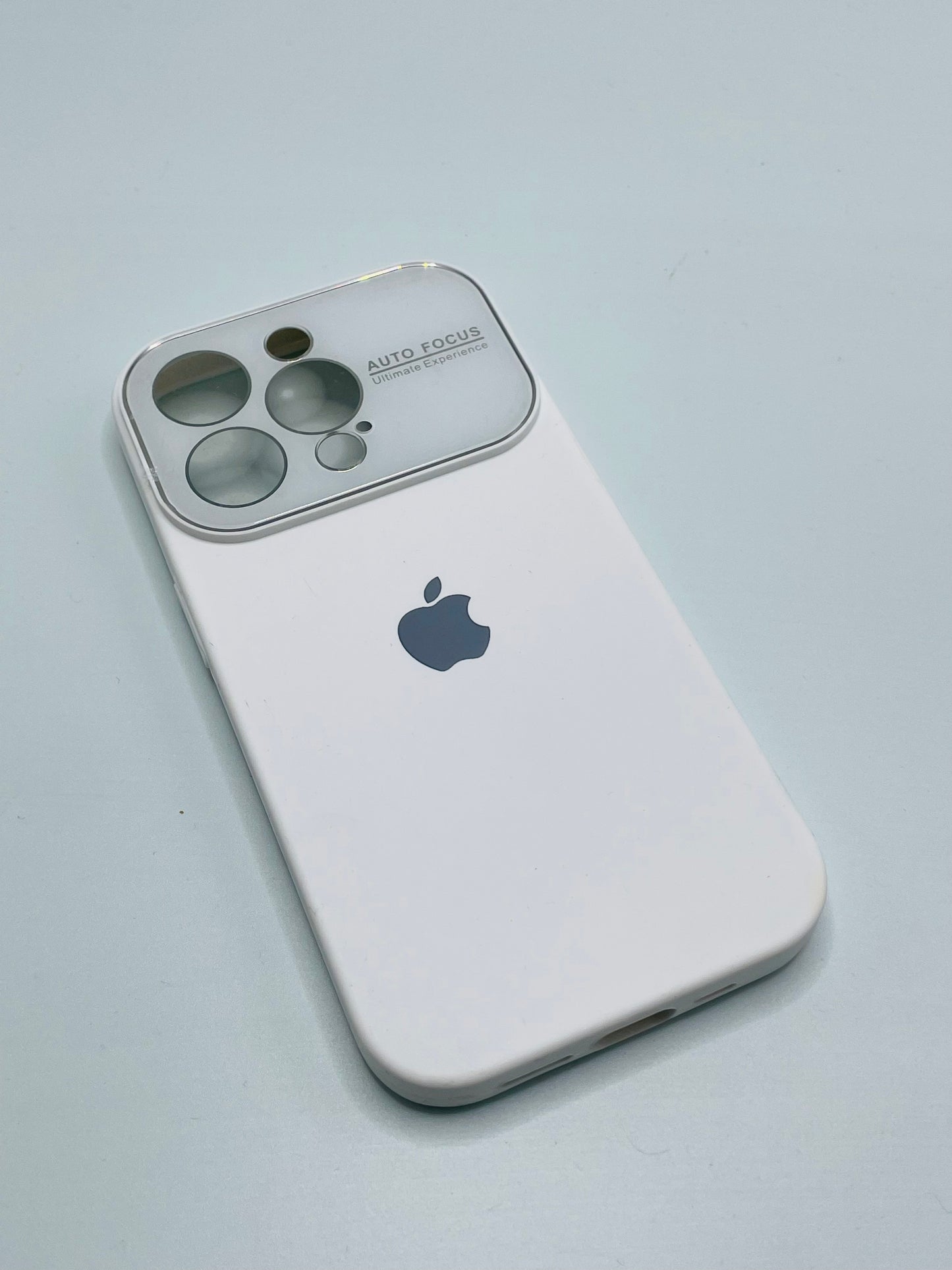 Iphone 15 pro Auto Focus Official Case with Saphire Lens